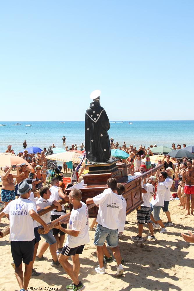 Processione di San Calogero in spiaggia | Fotografie a cura di Maria Licata